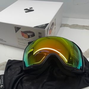Sweet Protection RIG Goggles 2 lenses.